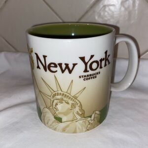 New STARBUCKS Global Icon Series New York Mug Statue of Liberty Collector
